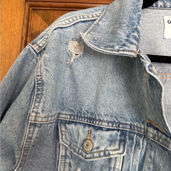Old Navy Light Blue Denim Jacket Distressed - Picture 3 of 6